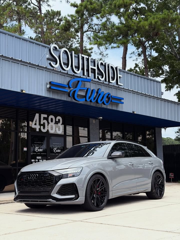 RSQ8 in for new wheels and tires