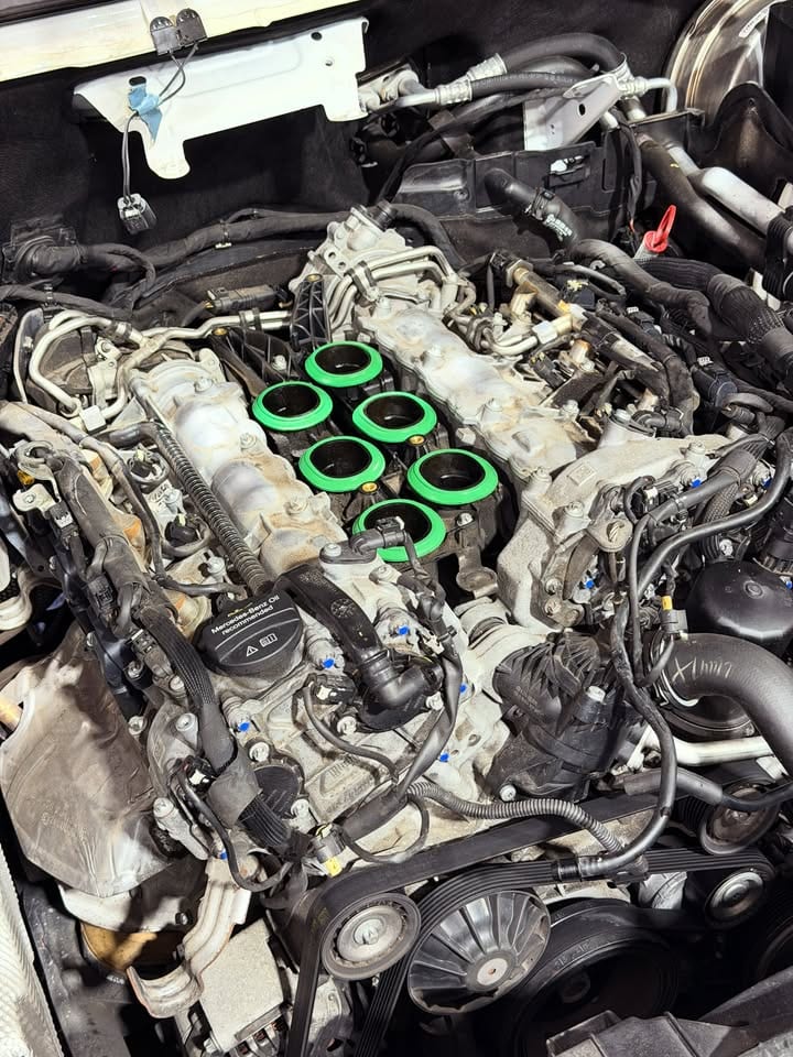 Mercedes GLE350 in for spark plugs, inta…