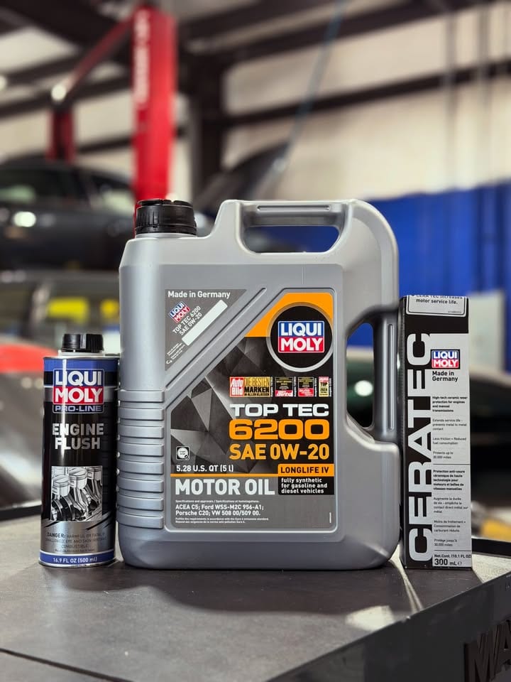 Macan in for a Liqui Moly oil service wi…